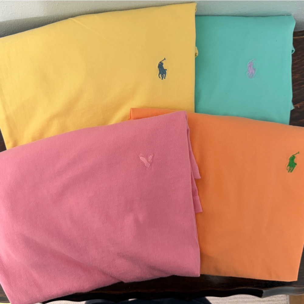 Polo (3) And American Eagle (1) Men’s Tshirts, Orange, Yellow, Green And Pink, L